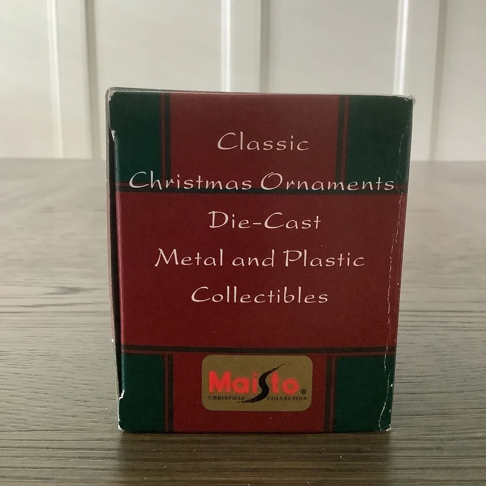 Maisto 1998 Plymouth Prowler Christmas Ornaments Vintage Collectible‎